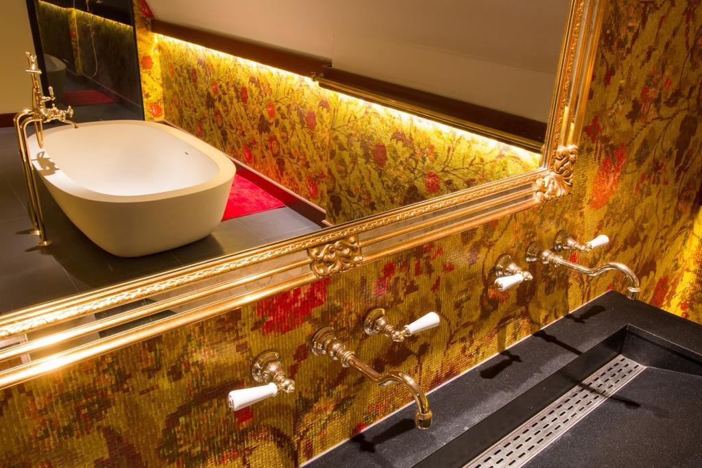 The Royal Suite - R.Q.C. The Hague Room photo